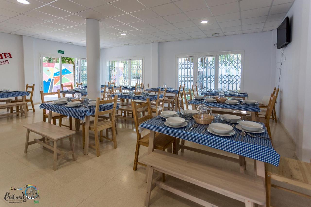 Albergue Multiaventura Active Andalucia Almodóvar del Río Exterior foto